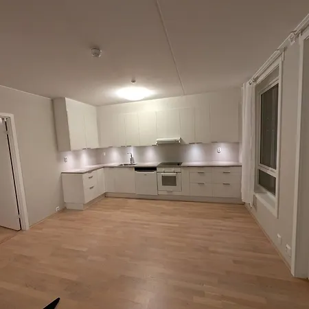 Entire 3 Bedrooms 2 Bathrooms On Lren