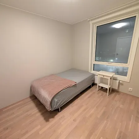 Entire 3 Bedrooms 2 Bathrooms On Lren *